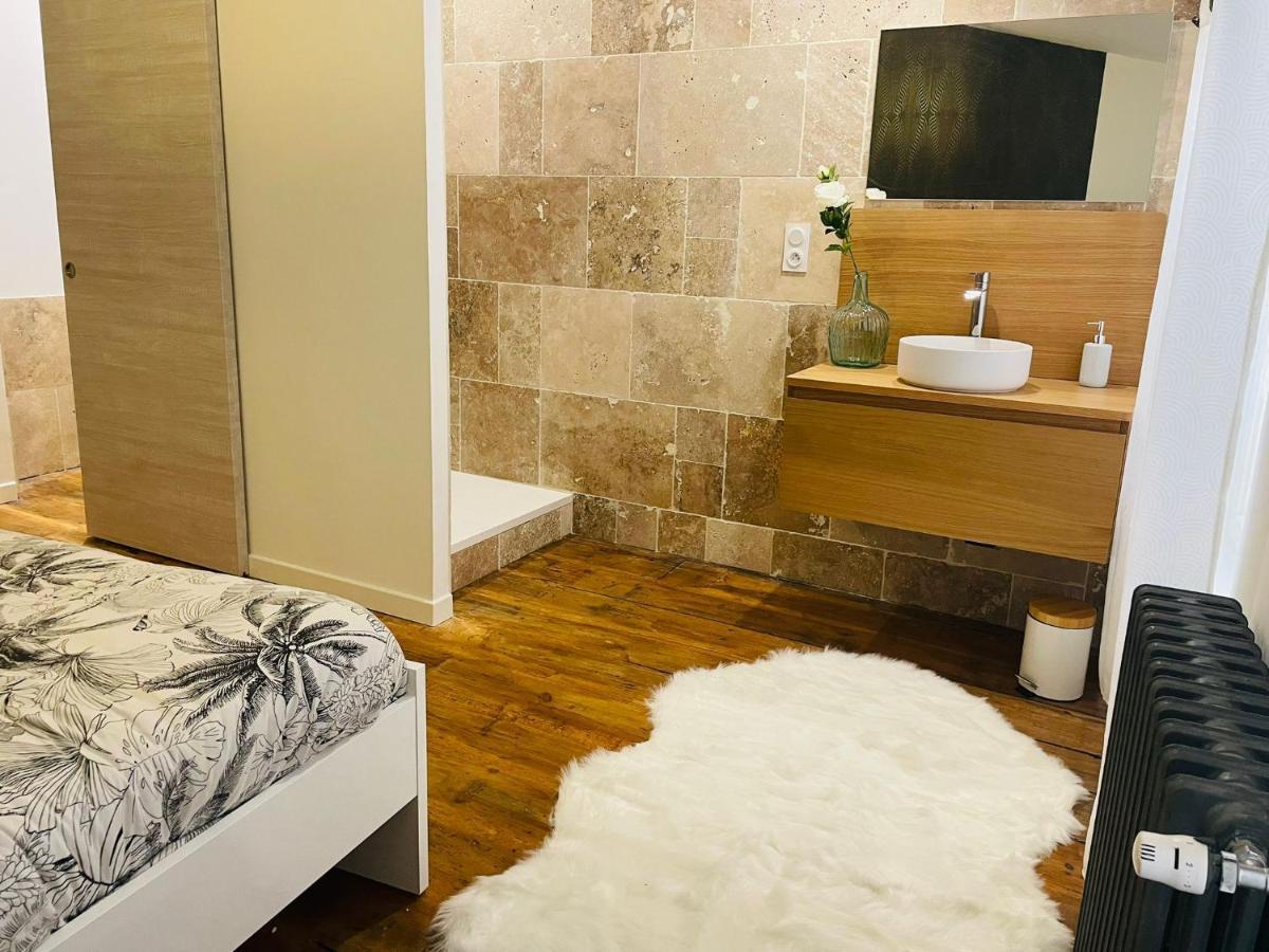 Les Dames Jeannes Hotel ชาร์แนค ภายนอก รูปภาพ